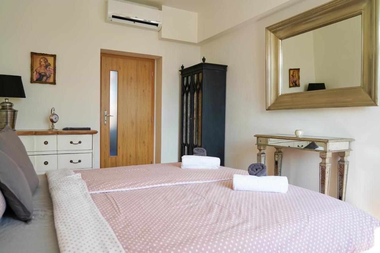 Apartman Praha Brevnov Екстер'єр фото