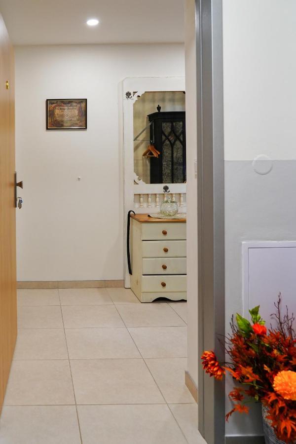 Apartman Praha Brevnov Екстер'єр фото